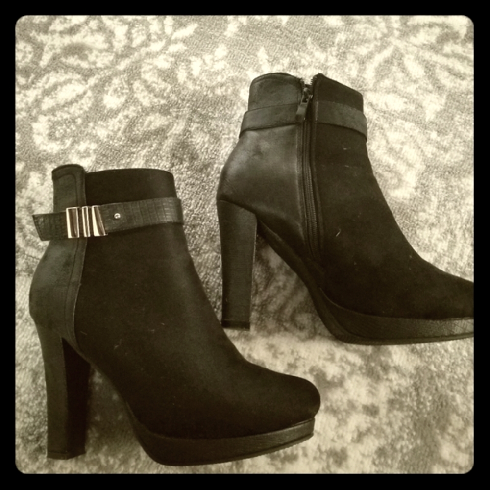 Womens Ankle booties